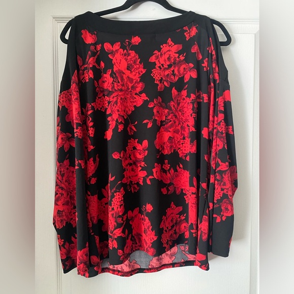 Diane Belle Off The Shoulder Red Floral Print Sleeve Top - Picture 2 of 5
